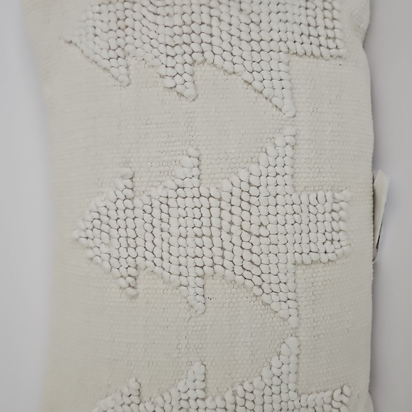 NWT Threshold Tree Pillow 14X20 - Picture 2 of 4